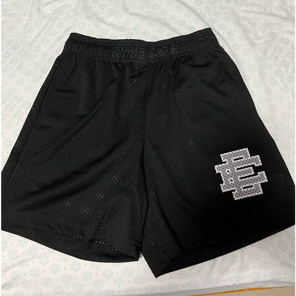 Eric Emanuel shorts men’s small.
